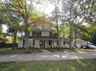 6 Doris Ave, Howell, NJ 07731