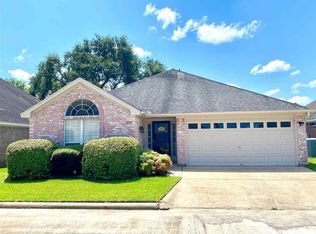 1077 Green Meadow St, Beaumont, TX 77706