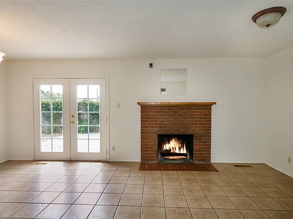 2nd image of 2708 Placita Chueco