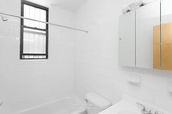 Rented by Copperwood Real Estate | media 33