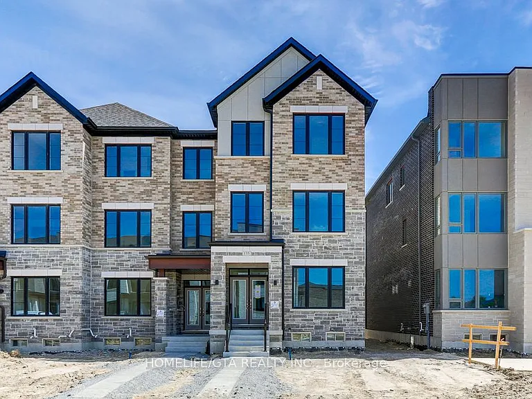 135 Vine Cliff Blvd — Photo 1