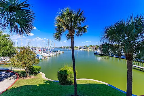 1302 Marina Bay Dr #101A Photo 1