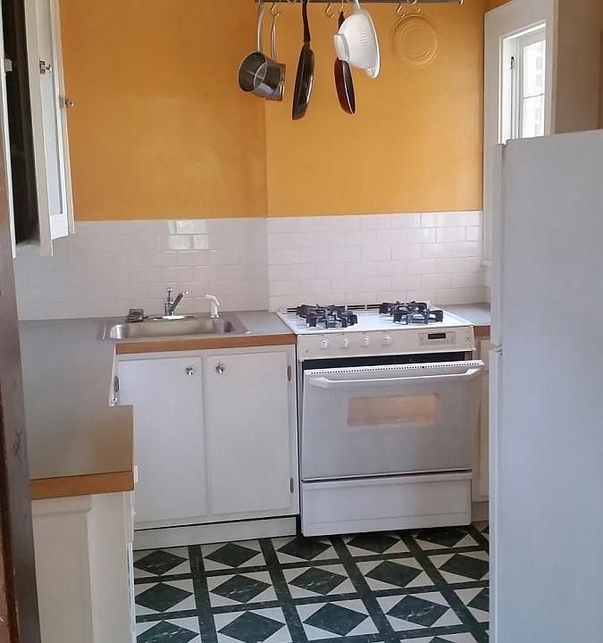 2nd image of 3602 Decatur St