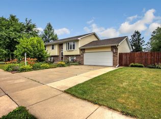 3893 Linton Way St, Portage, IN 46368
