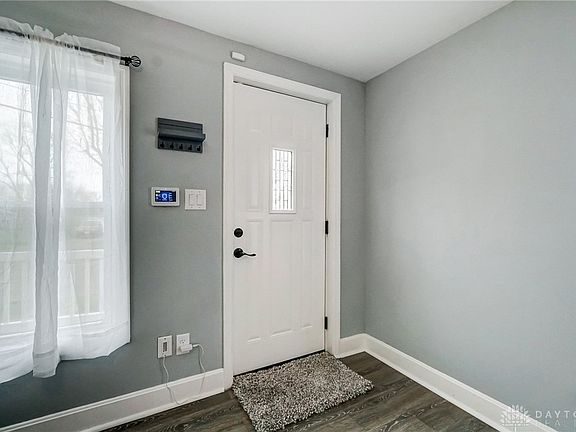 5th image of 1423 Parkamo Ave