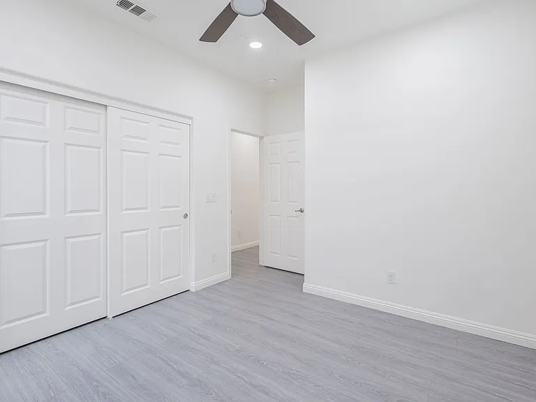 16220 Retreat Ct — Photo 7
