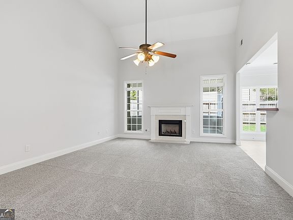 3rd image of 301 S Fortune Way