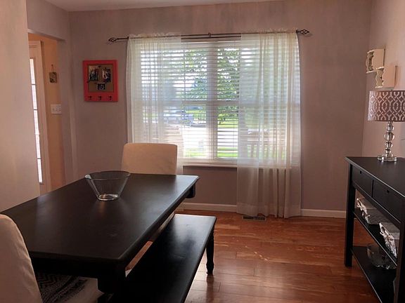 2nd image of 6383 Sara Ct