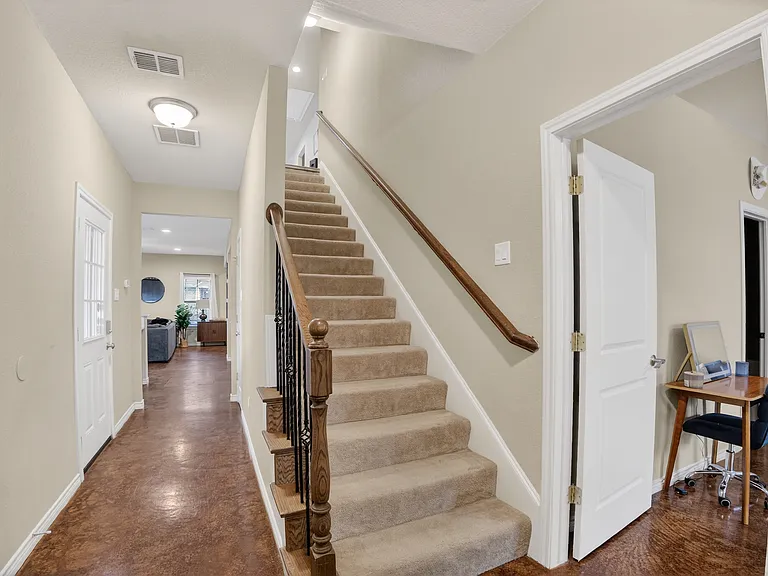 3136 Merida Ave — Photo 31