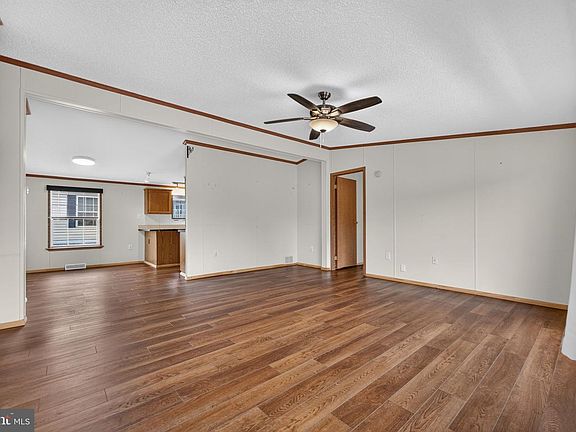 4th image of 1 Woods Way