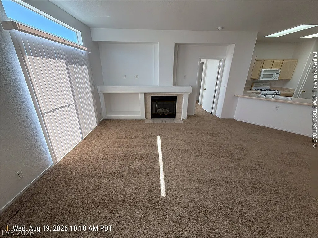 3 bed, 2.0 bath, 1416 sqft, $1,750 — Photo 4