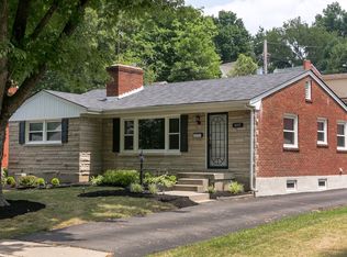 1602 Whippoorwill Rd, Louisville, KY 40213