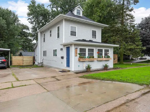 1290 13th St, Marion, IA 52302