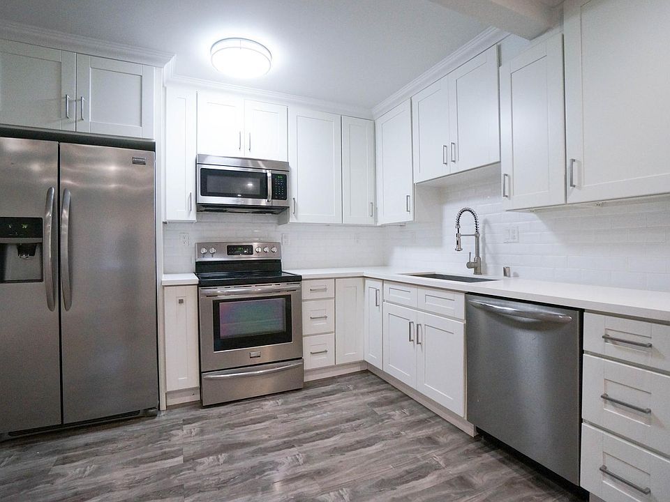 1st image of 344 N Occidental Blvd #9