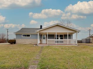 529 Park Dr, Greenwood, IN 46143