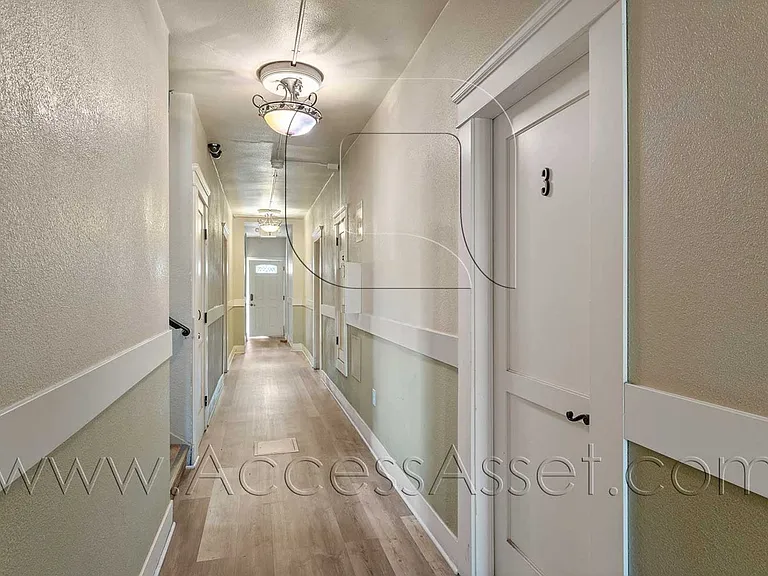 226 E Peck St #3 — Photo 9