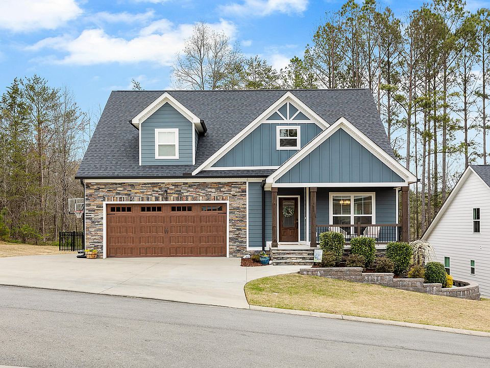 1st image of 122 SW Village Ln