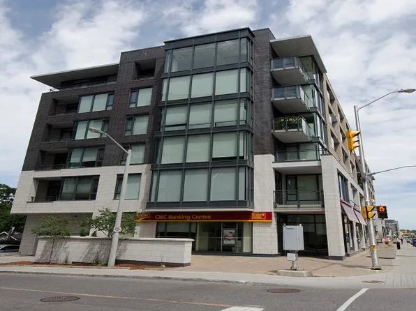 101 Richmond Rd #504, Ottawa, ON K1Z 0A6