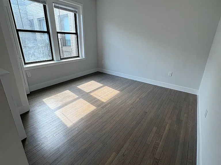 447 Park Dr #11 — Photo 1