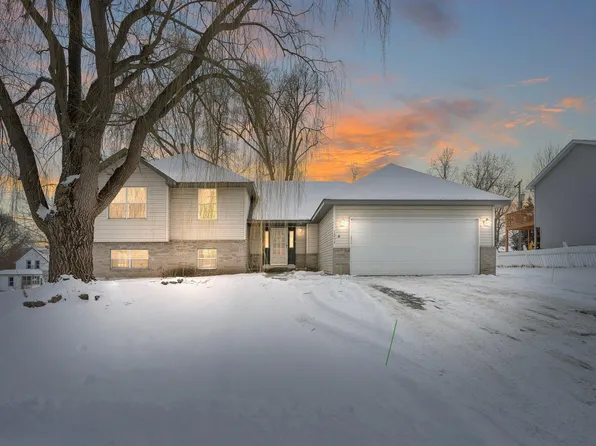 1294 County Road B, Maplewood, MN 55109