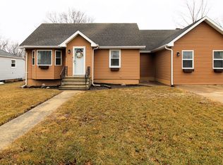 164 N Elm St, Herscher, IL 60941