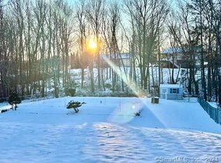 114 County Rd, Torrington, CT 06790