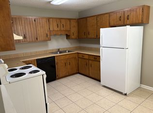 422 Prince Ln, Tifton, GA 31794