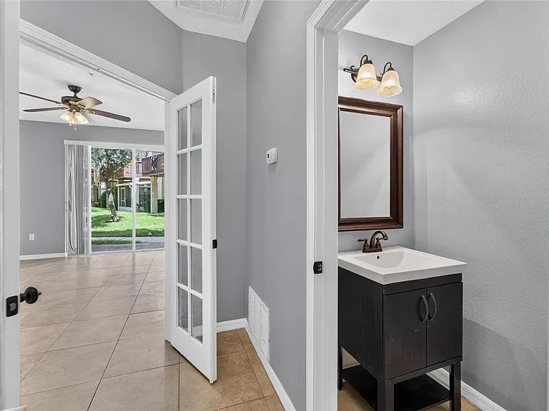 3186 Bayshore Oaks Dr — Photo 7