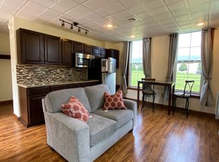 904 W 4th St APT 2-1, Williamsport, PA 17701