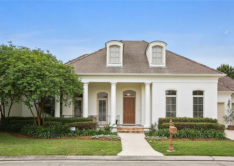 1st image of 102 Palmetto