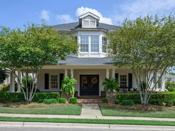 3890 Village Center Dr, Birmingham, AL 35226