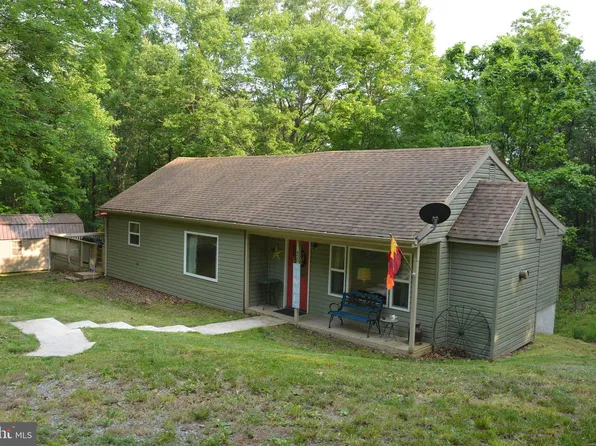420 Miller Ln, Augusta, WV 26704