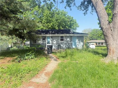 505 SW 18th St, Blue Springs, MO, 64015