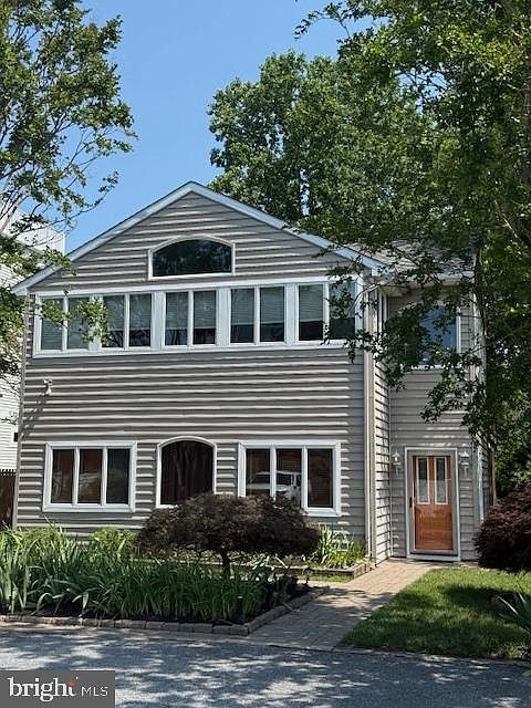 1st image of 37469 1st St