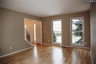 5th image of 10038 Bissell Dr