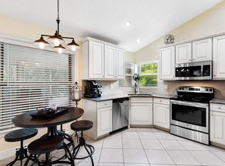 5200 NW 52nd St, Coconut Creek, FL 33073