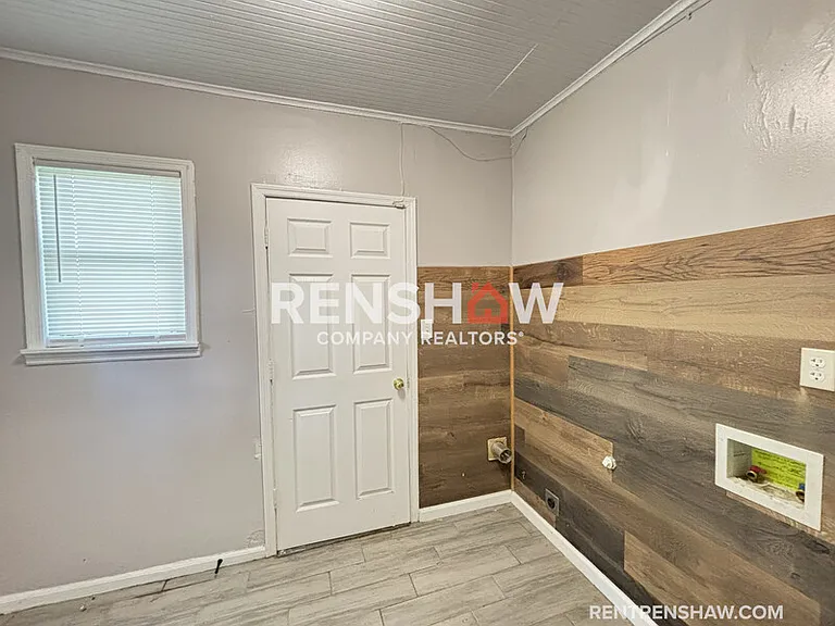 1817 Edward Ave — Photo 22
