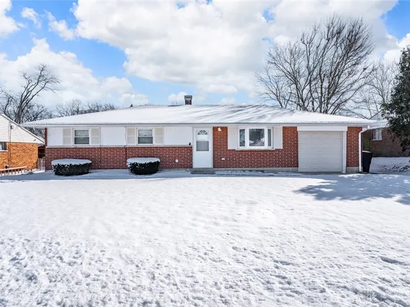 640 Cherry Blossom Dr, Dayton, OH 45449