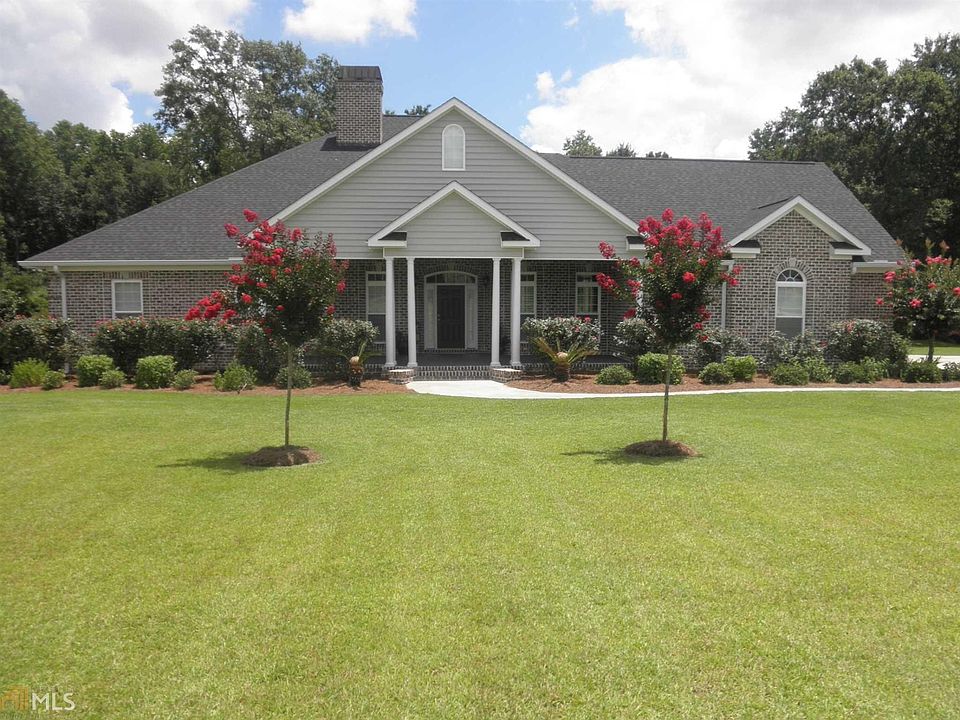 1st image of 1217 E Hampton Dr