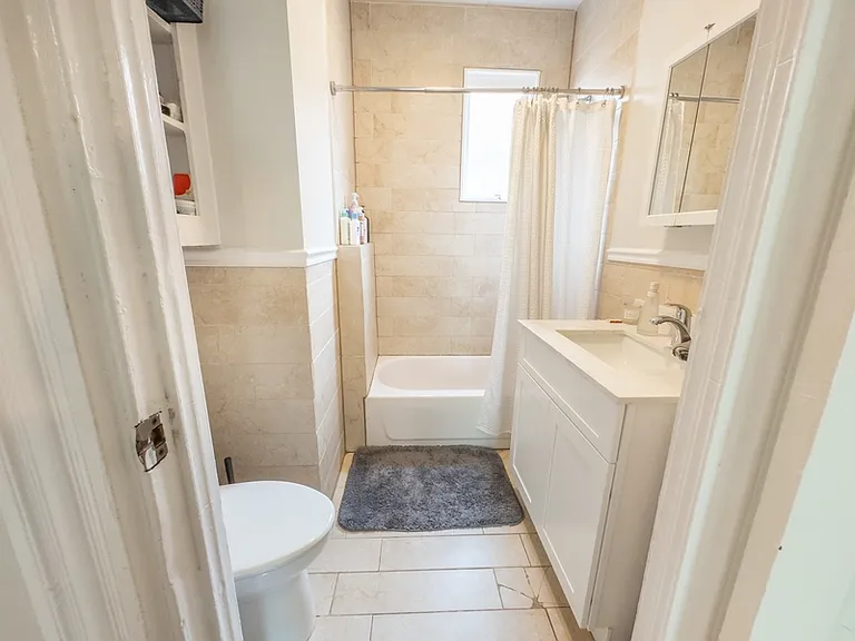 35 Essex St #3 — Photo 15