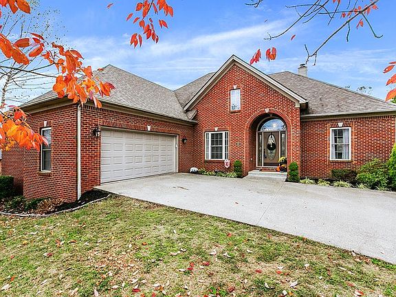 2nd image of 117 Summer Glenn Ct