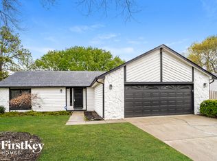 10001 Fairway Ridge Rd, Charlotte, NC 28277