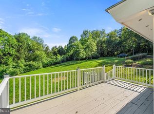 6721 Springhouse Ln, Marshall, VA 20115