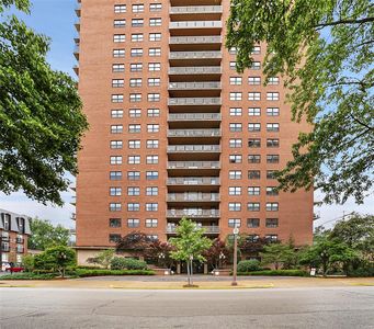 4466 W Pine Blvd APT 6A, Saint Louis, MO, 63108