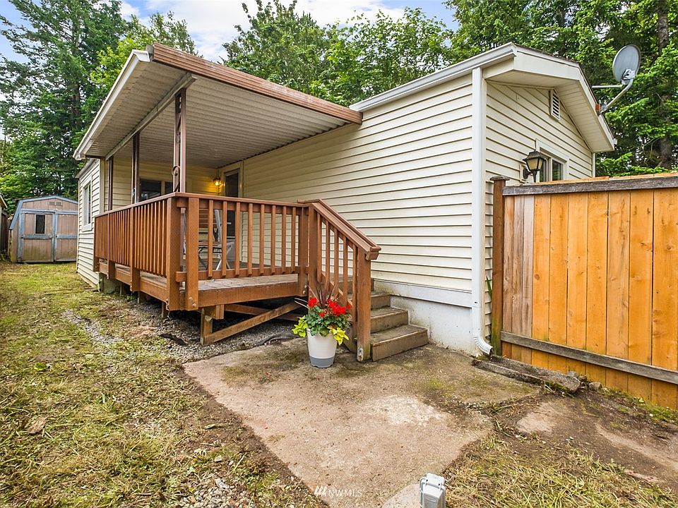 New listing in Kenton Firs where you OWN the land as well as the home. Low HOA dues, $16 month. 
