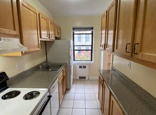 3 Cedar St APT 4, Worcester, MA 01609