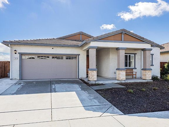 2nd image of 1765 Honeysuckle Way