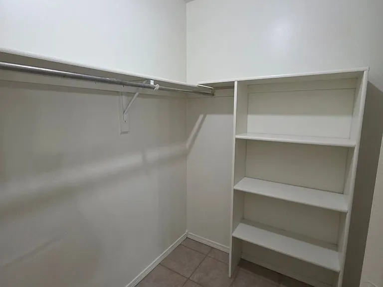 611 Preston Dr — Photo 21