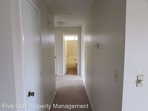 5th image of 2200 Arroya St