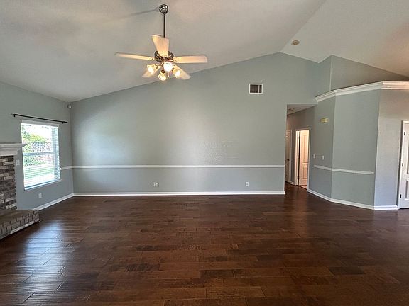 4th image of 5032 W Modoc Ave